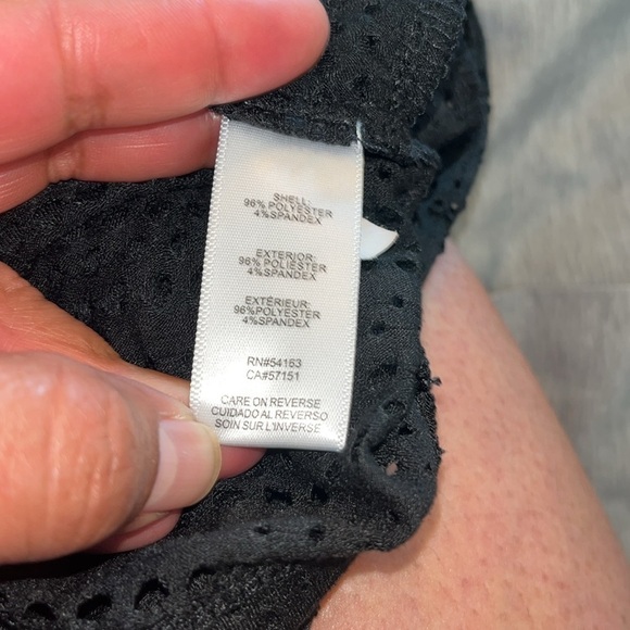 CALVIN KLEIN
Crochet Cover-Up, Created for Macy's Large black great condition - Picture 8 of 8